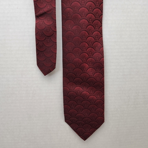 Royal Opera House Silk Tie - Picture 9 of 9